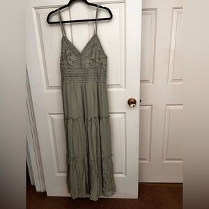 NET Ultra Flirt Olive Lace Maxi Dress